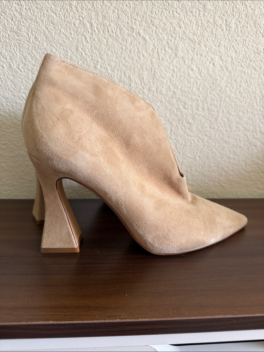 Vince Camuto Pointed Toe Suede Ankle Pump in Light Beige size 9M